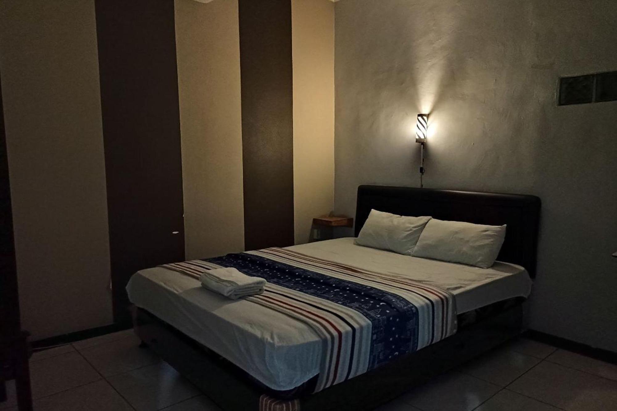 Hotel Bintang Malang Exterior photo
